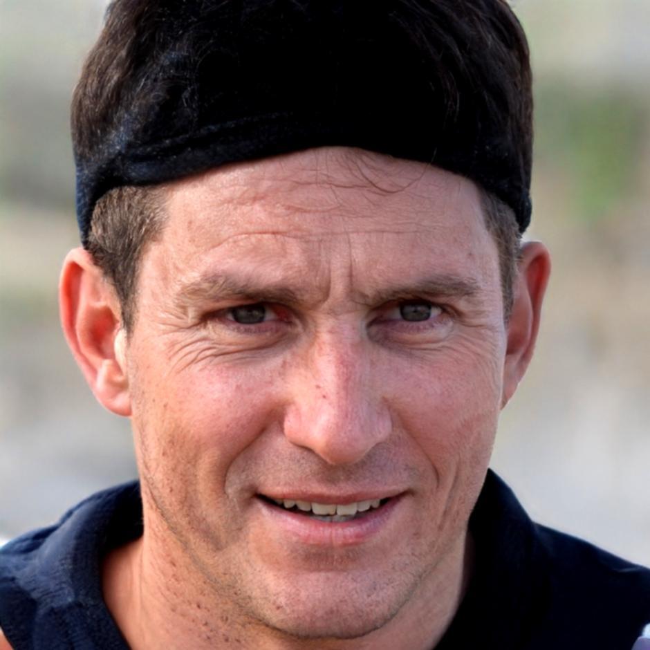 Henrik Novák, KI-Spezialist bei dowide